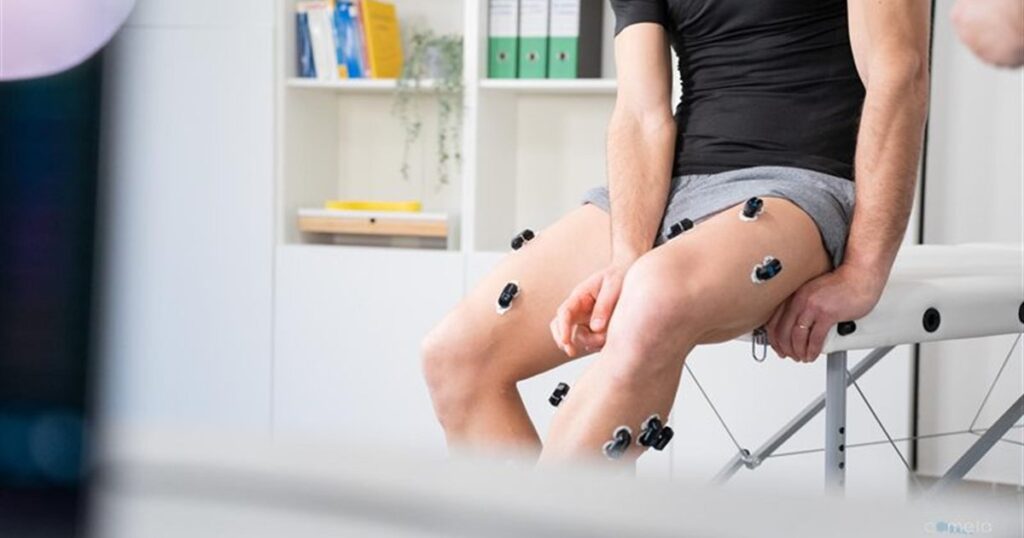 EMG-Sensoren an einem Athleten bei der Leistungsdiagnostik
